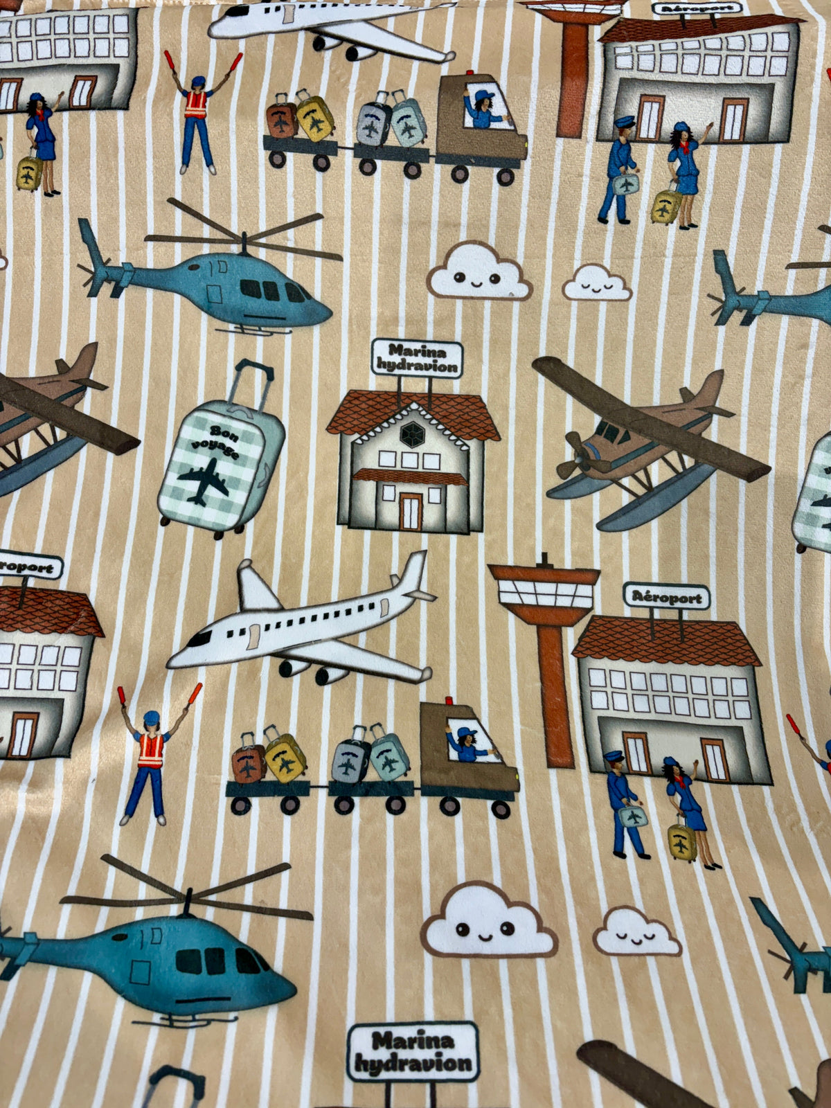 Avions et hélicoptères