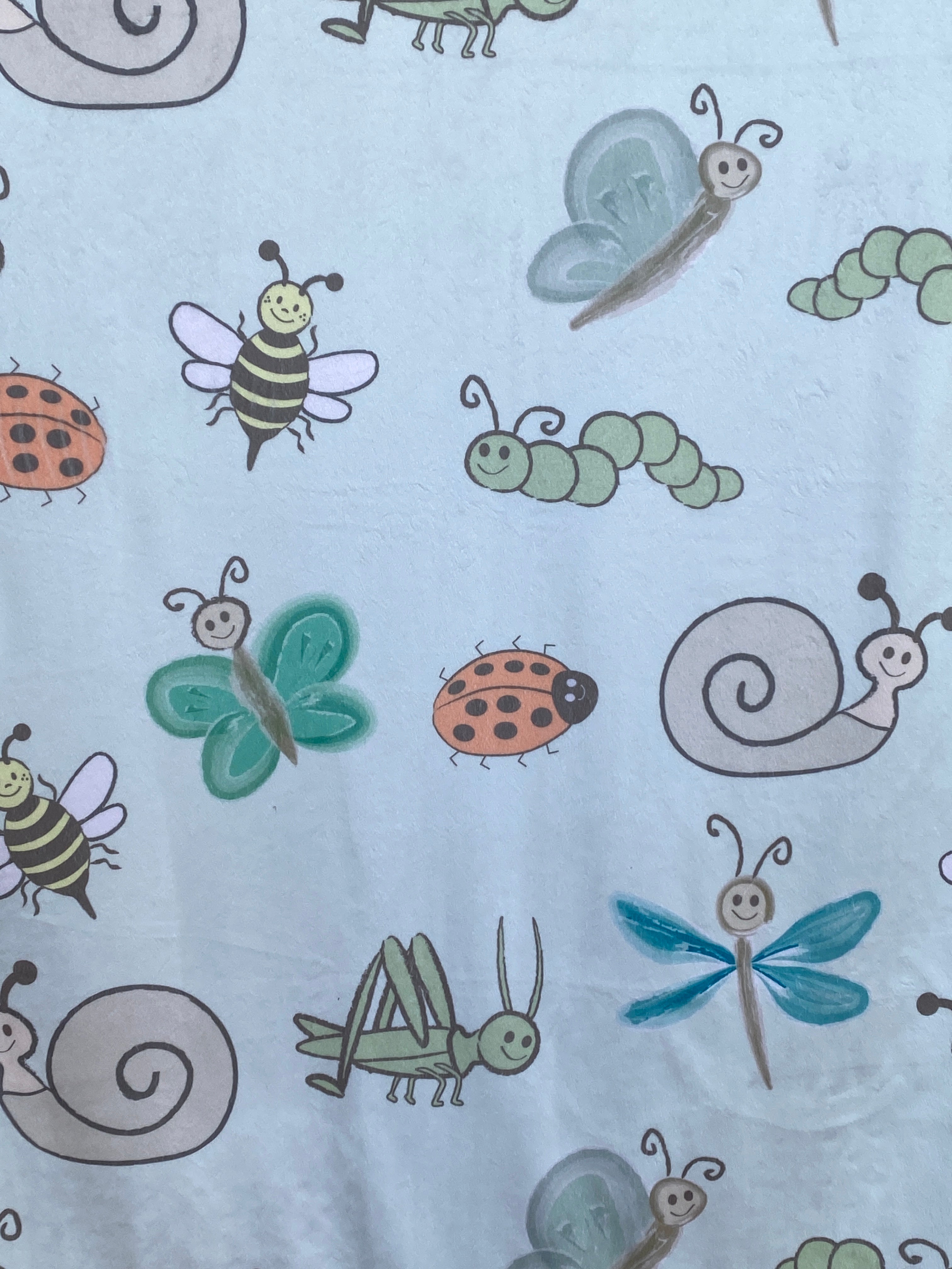 Insectes adorables vert menthe tendre