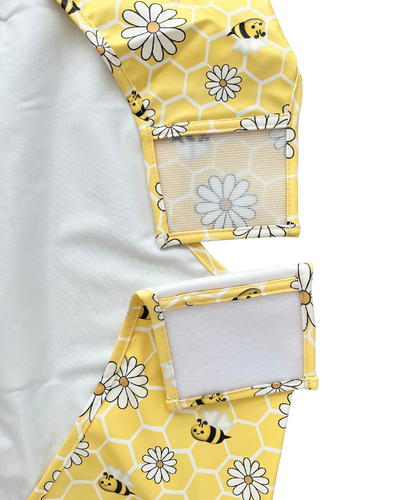 Waterproof art and cooking apron for children (4 to 7 years): Bees in a field of flowers