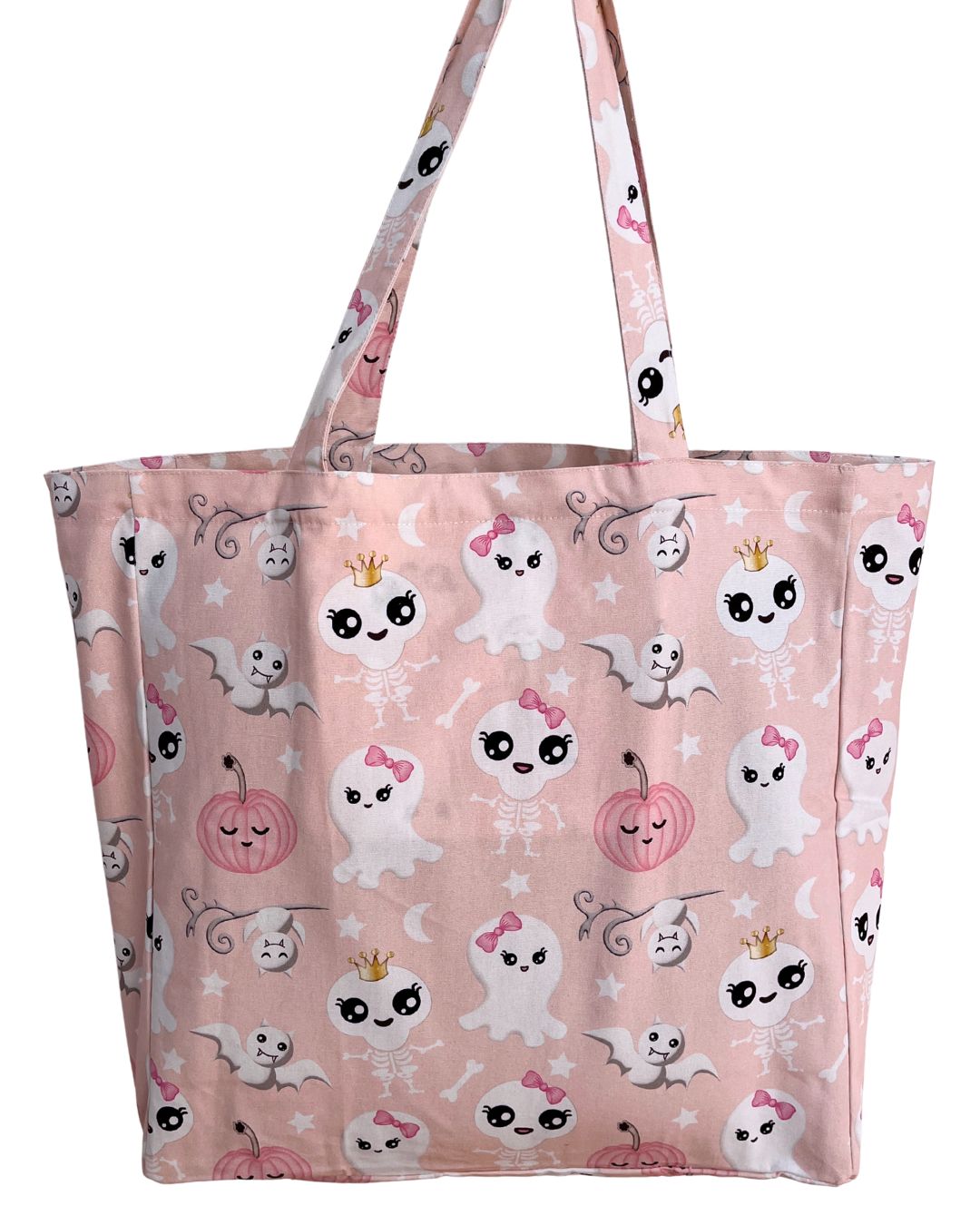 Sac réutilisable illustré : Squelettes drôles, fantômes mignons, chauves-souris coquettes et citrouilles endormies (fond rose)