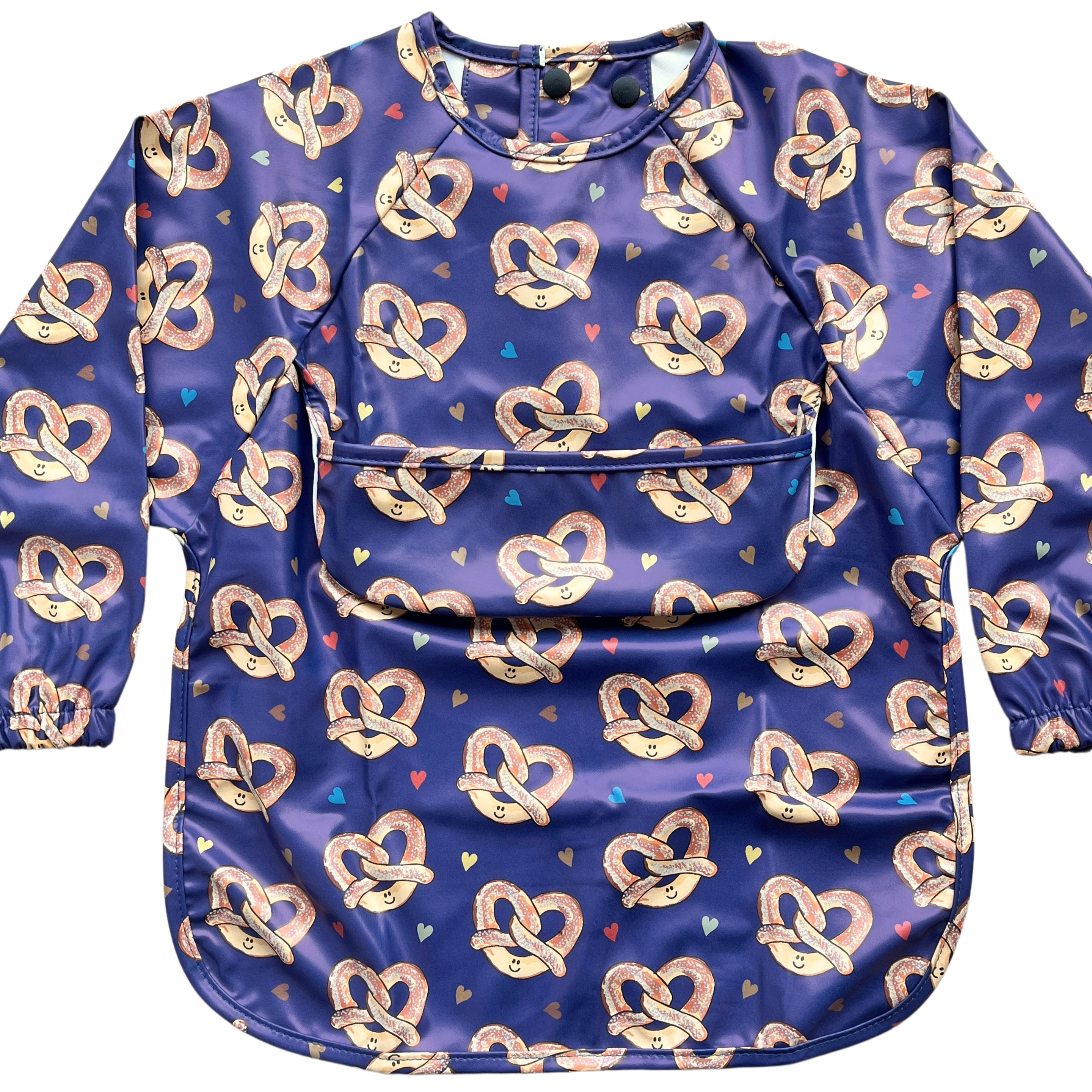 Bavette imperméable à manches longues avec poche : Pretzels salés (Fond bleu royal)