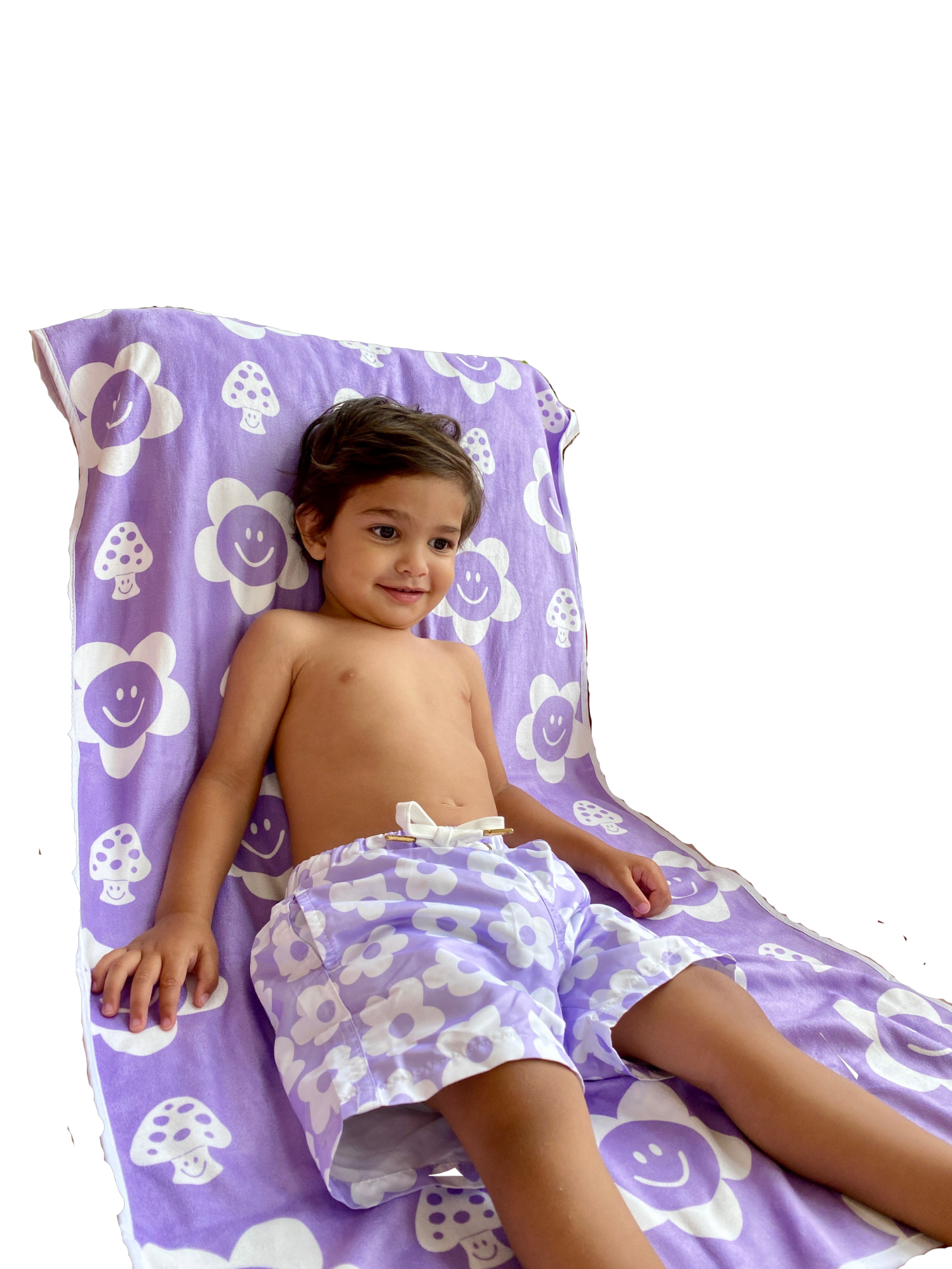 Serviette pour enfant : Fleurs lilas souriantes