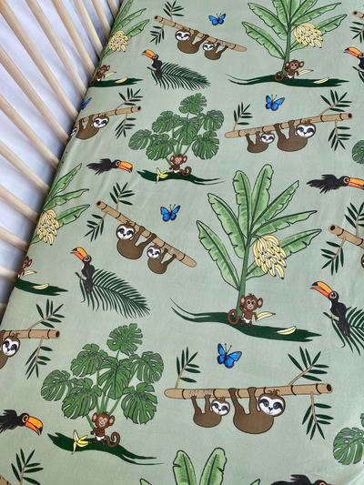 Drap contour pour bassinette en coton : Paresseux dans la jungle