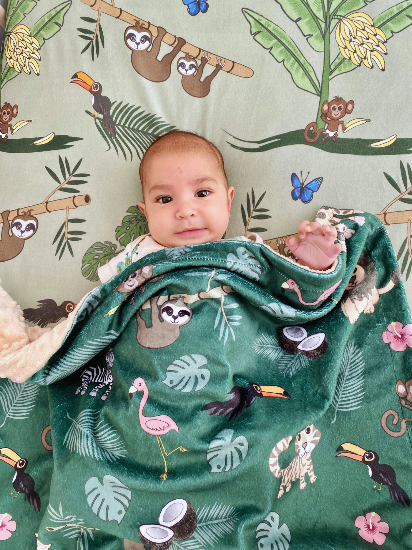 Fitted cotton sheet for bassinet : Sloths in the Jungle