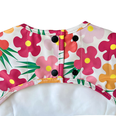 Long-sleeve waterproof smock with pocket: Fiery flowers