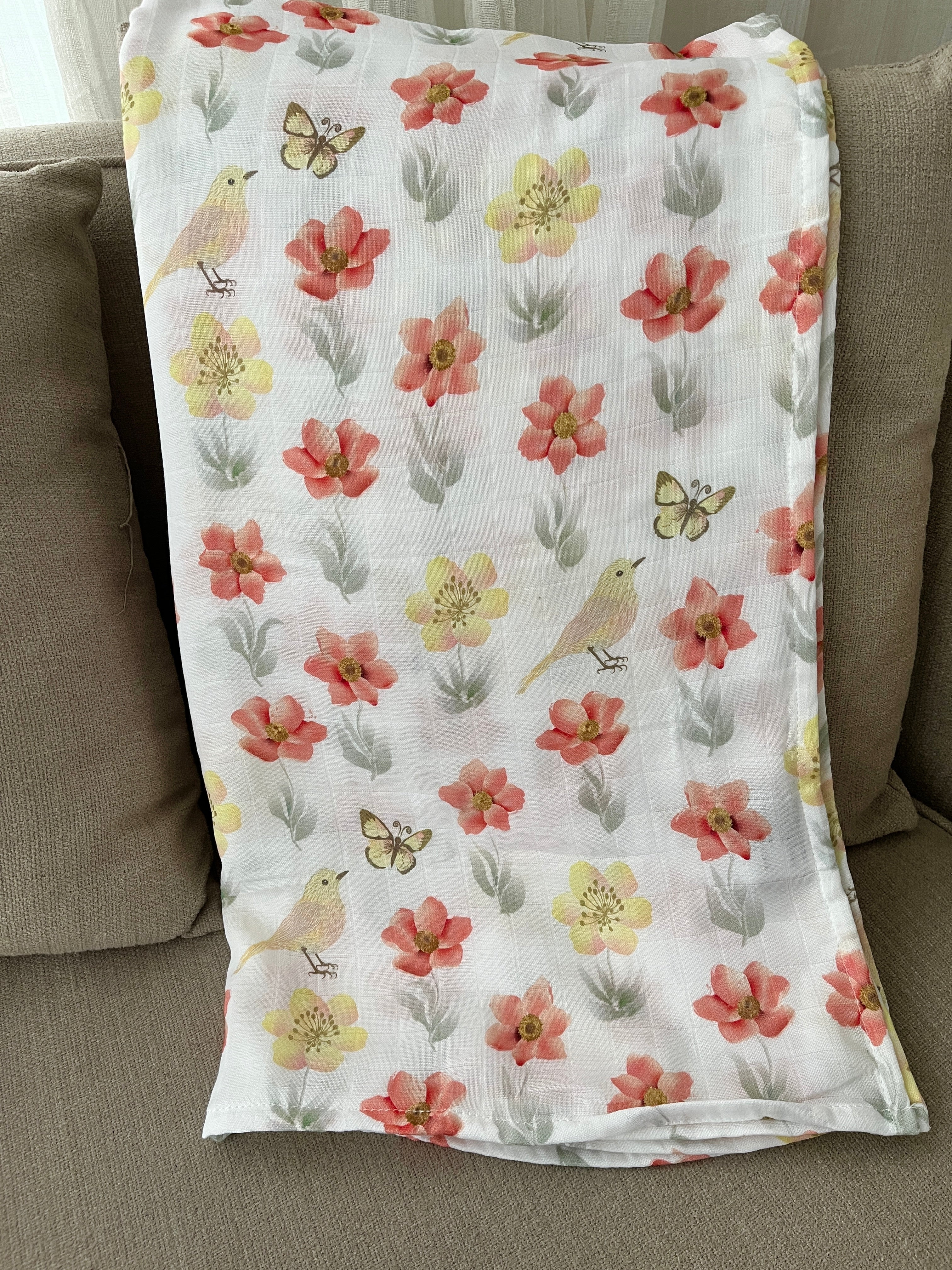 Couverture de mousseline: Vibrantes fleurs d'anémones oranges