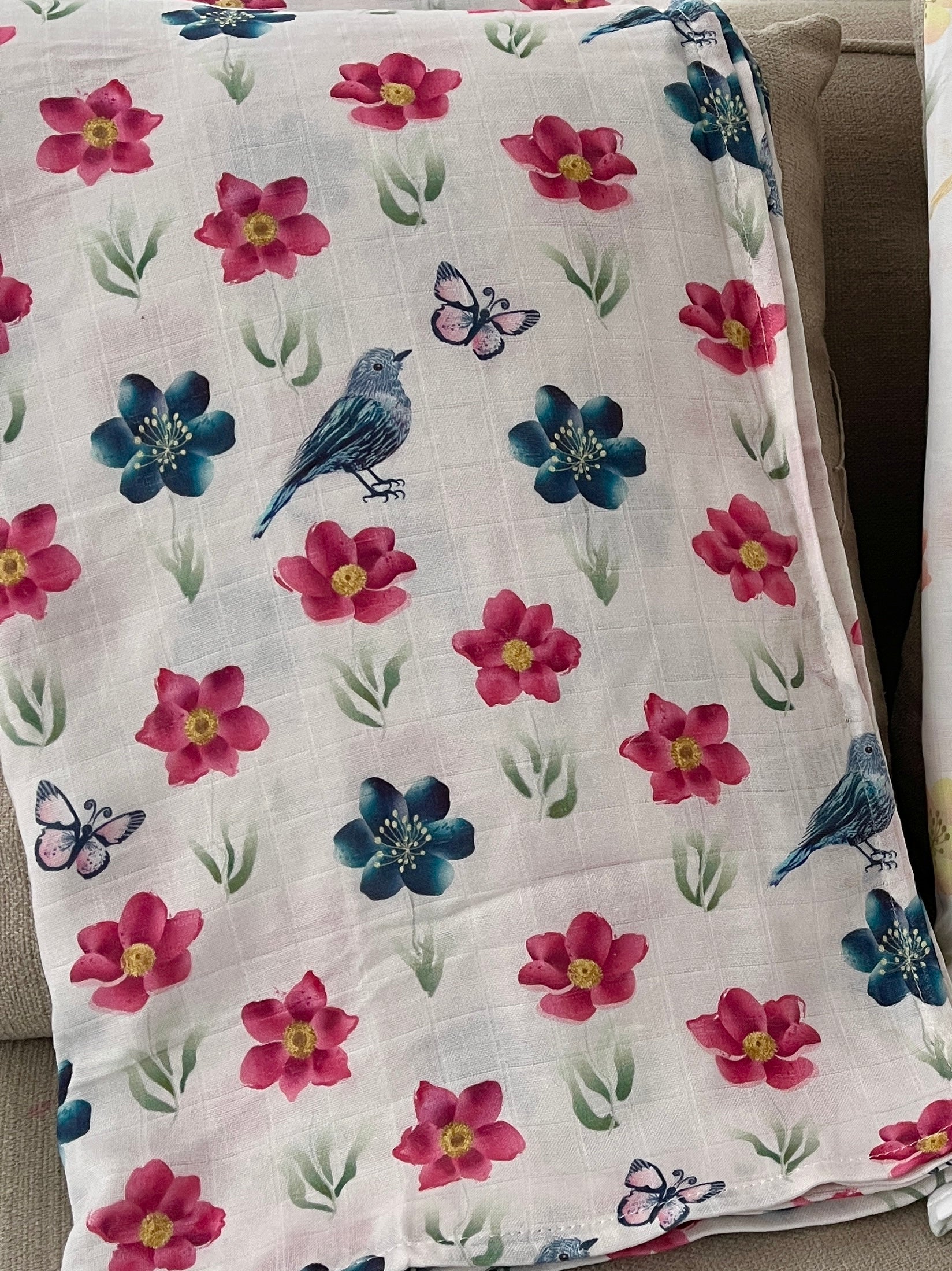 Couverture de mousseline: Vibrantes fleurs d'anémones roses