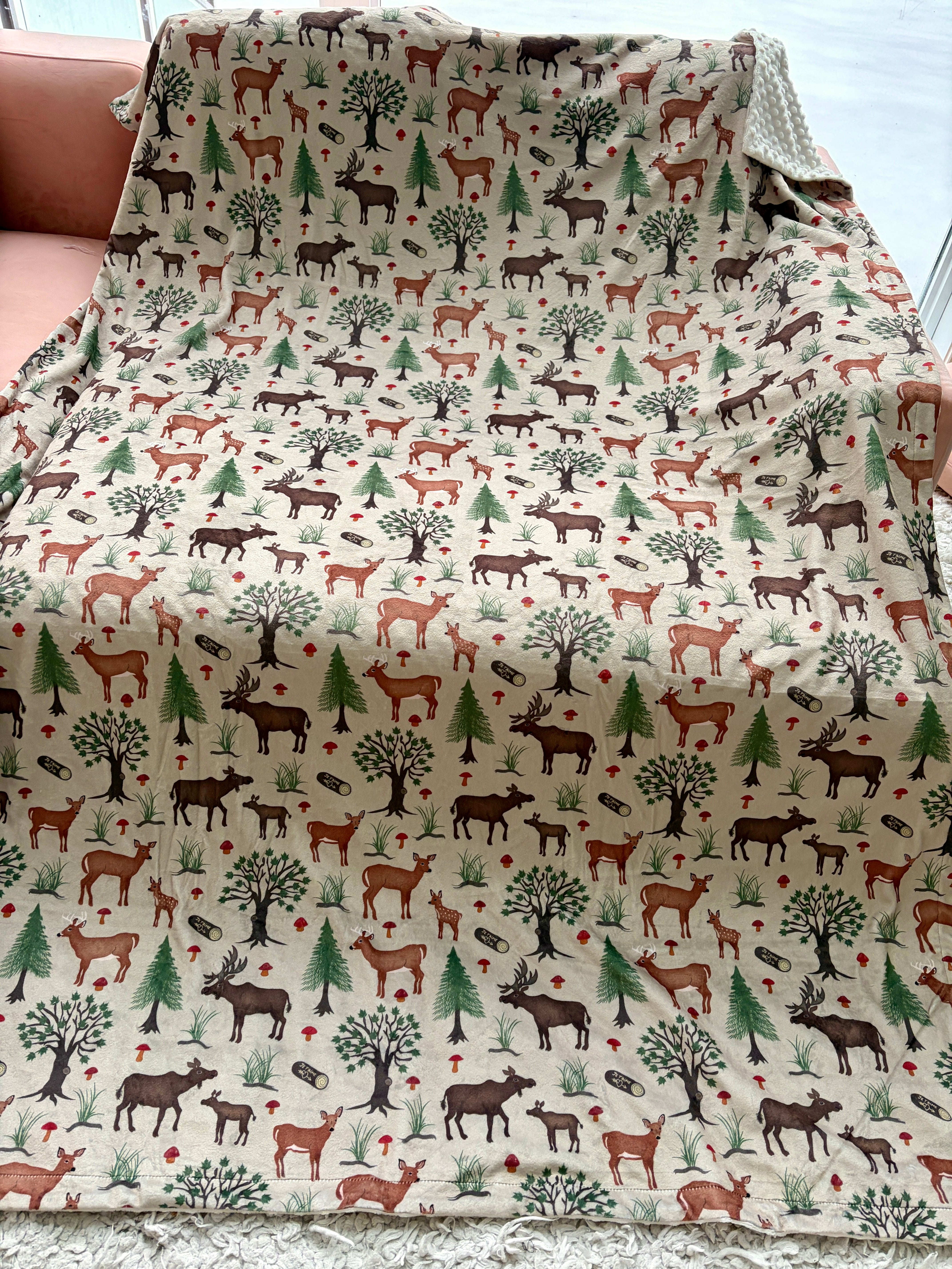 Couverture Géante : Chevreuils et orignaux dans la forêt