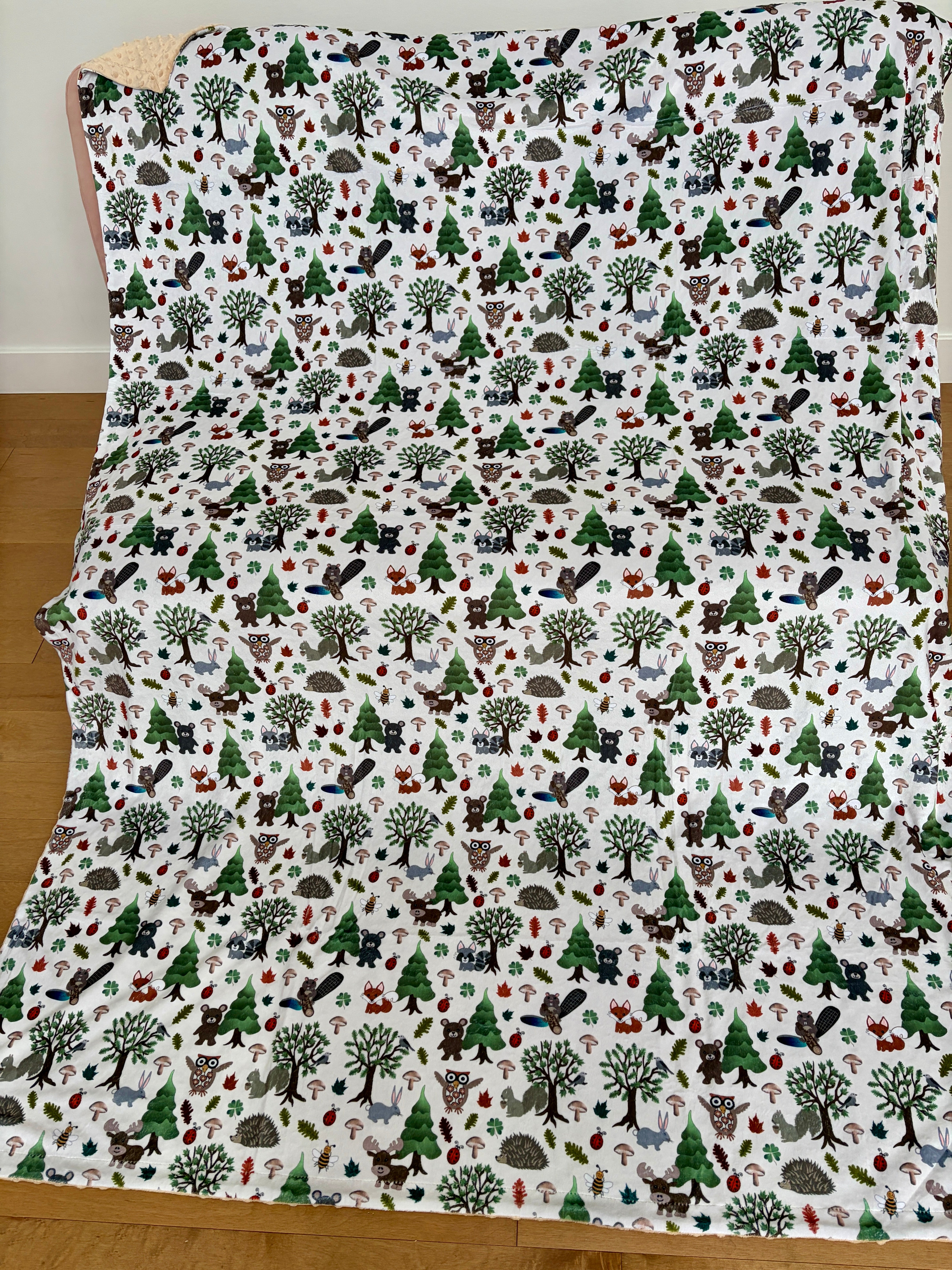 Couverture Géante : Animaux de la forêt joyeux