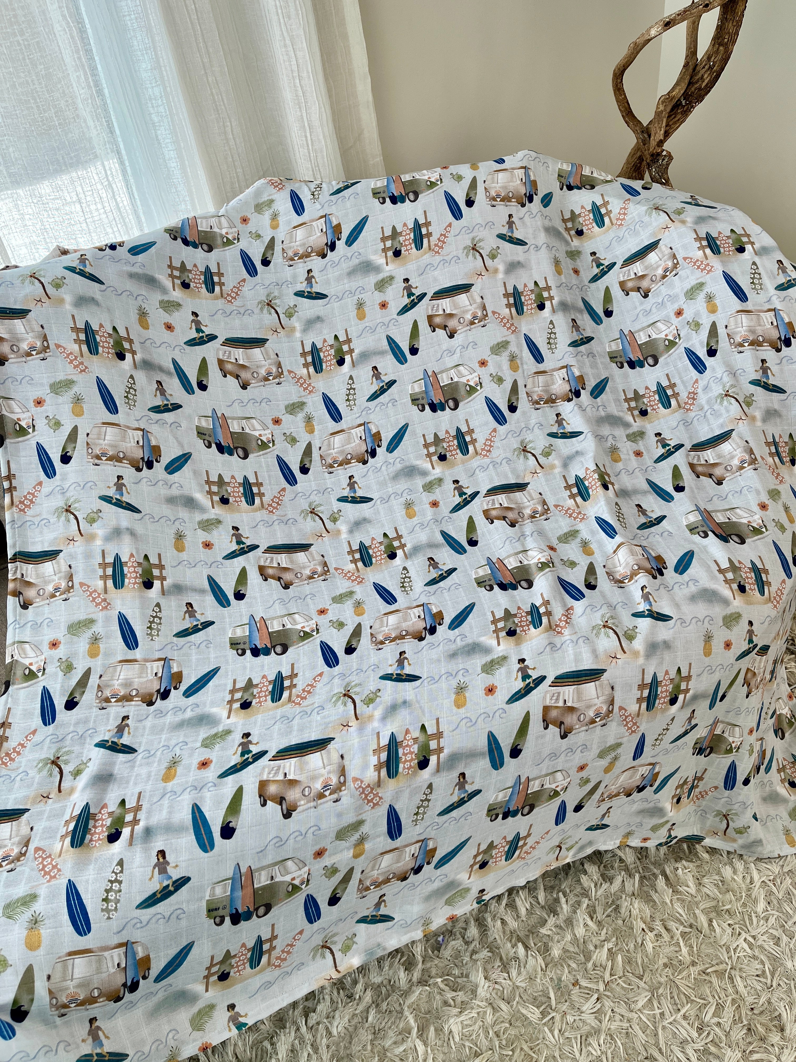 Mussel cover: Surf day in Westfalia