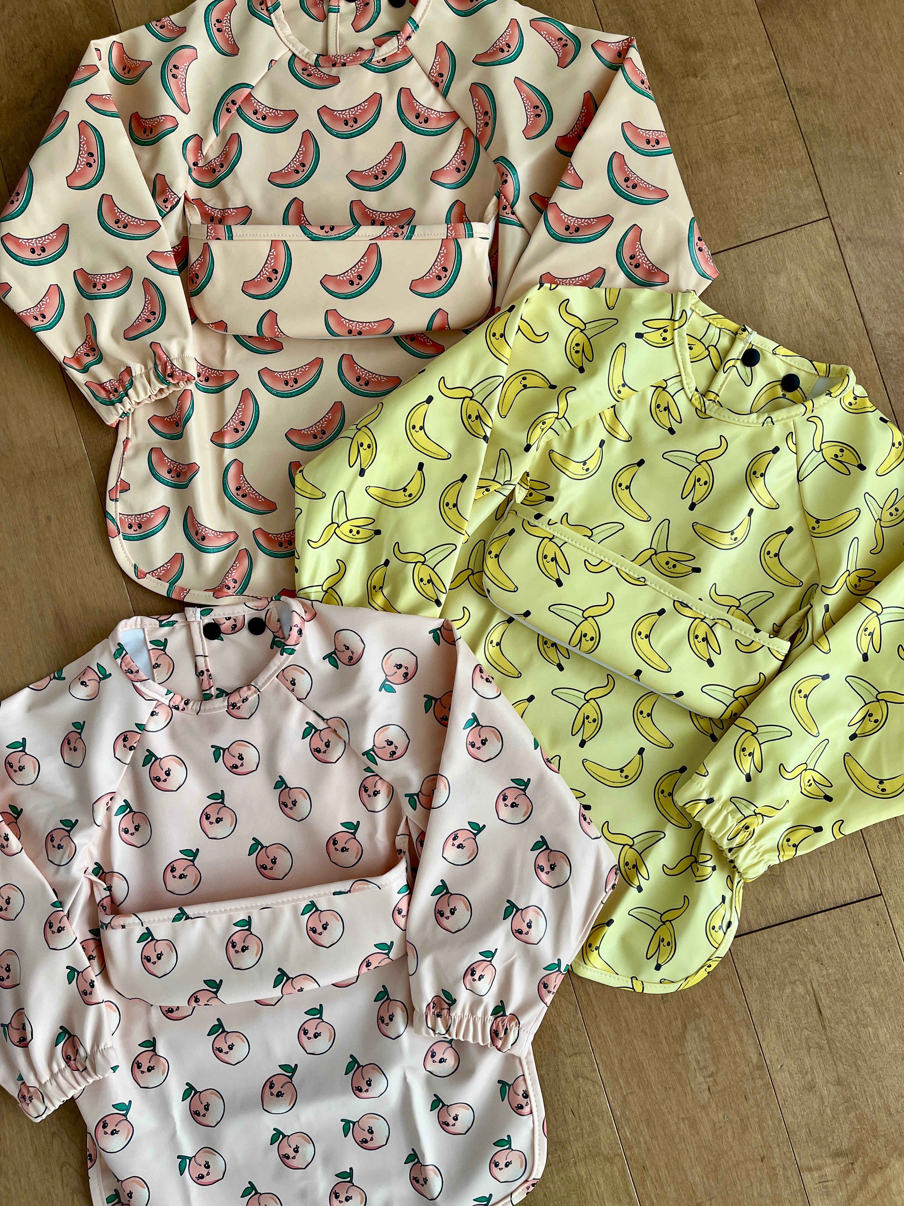 <p>Bavettes imperméables</p>