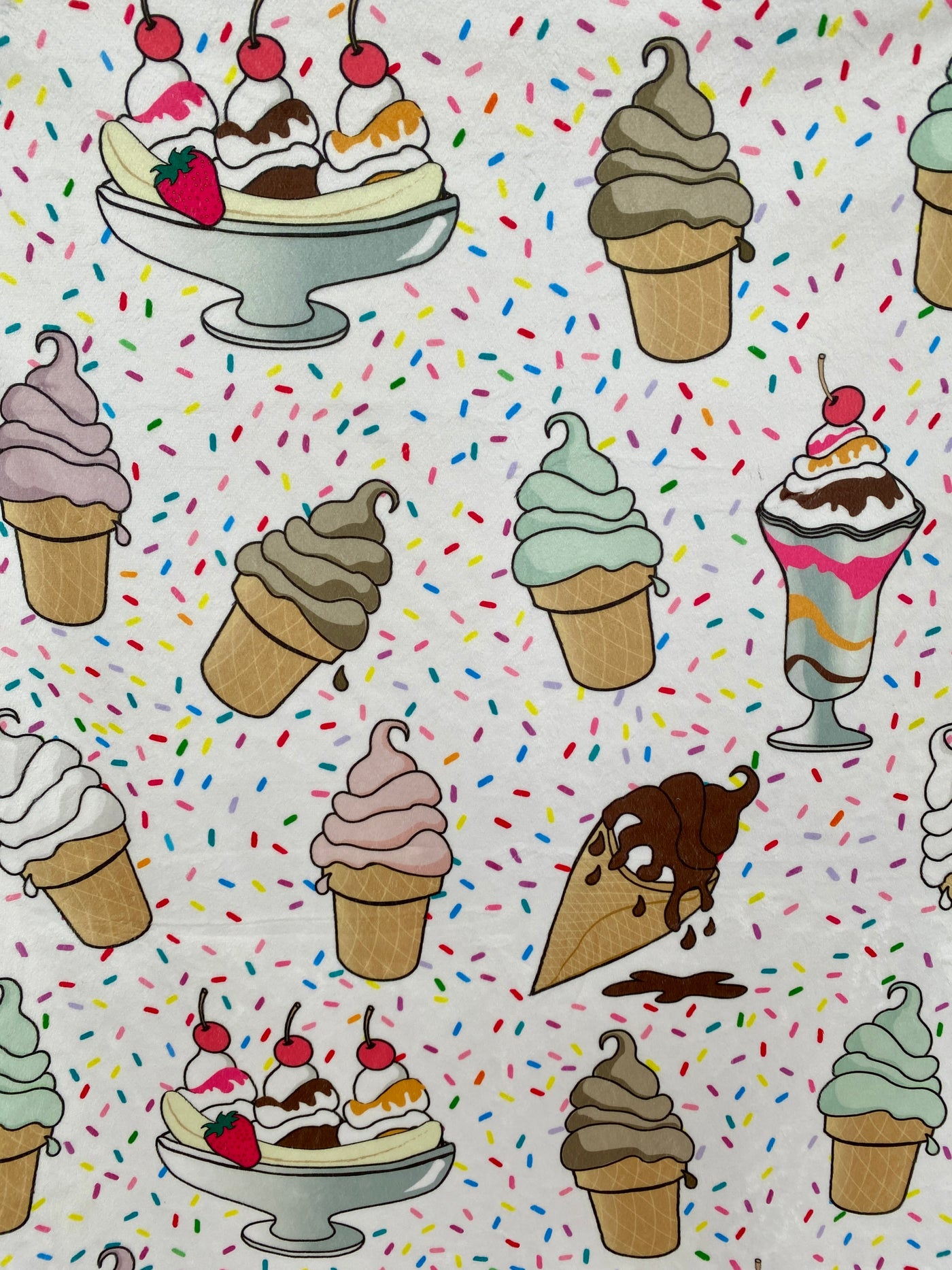 Baby blanket: Pastel colored ice creams