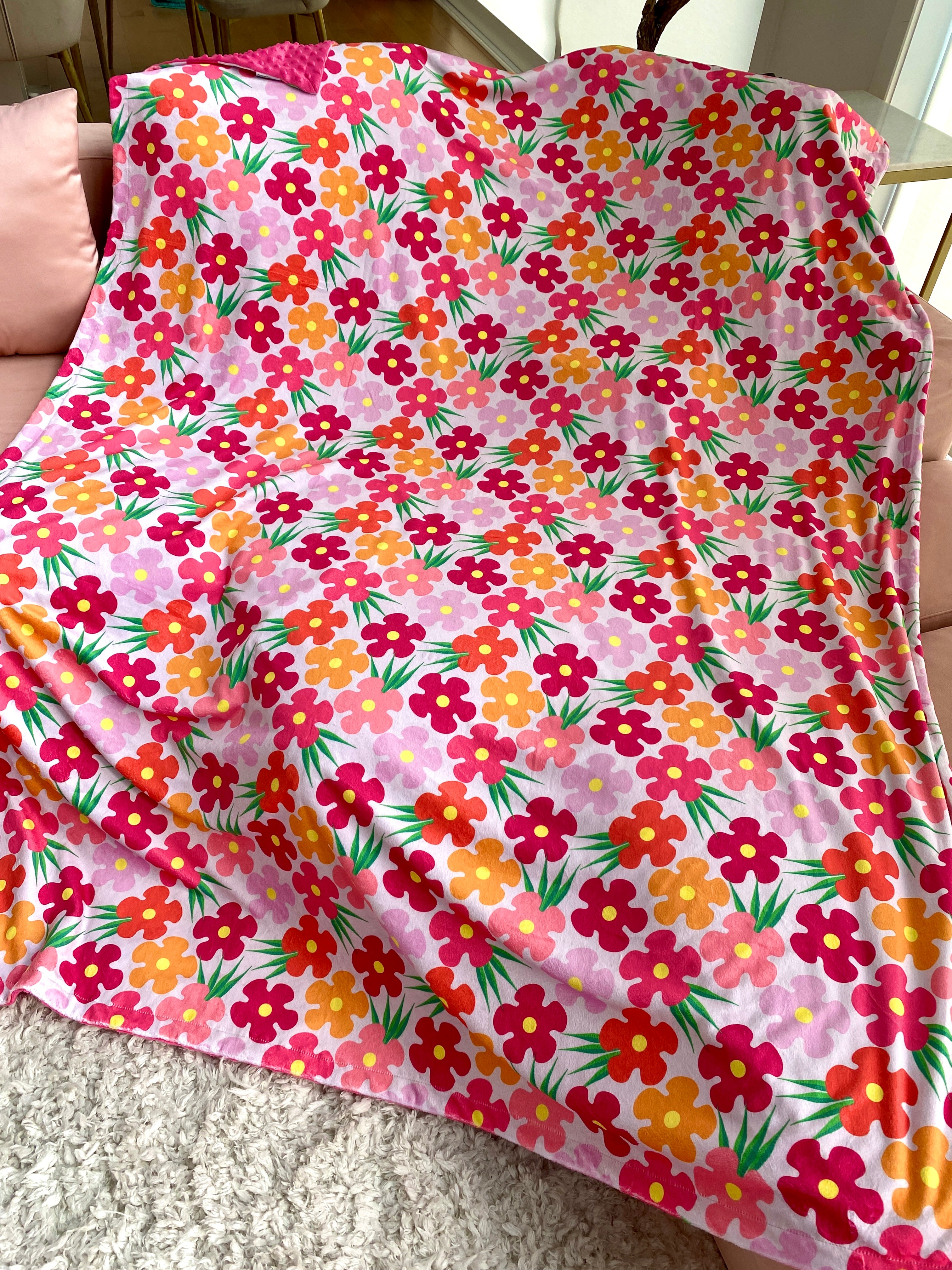 Giant blanket: Flamboyant Flowers