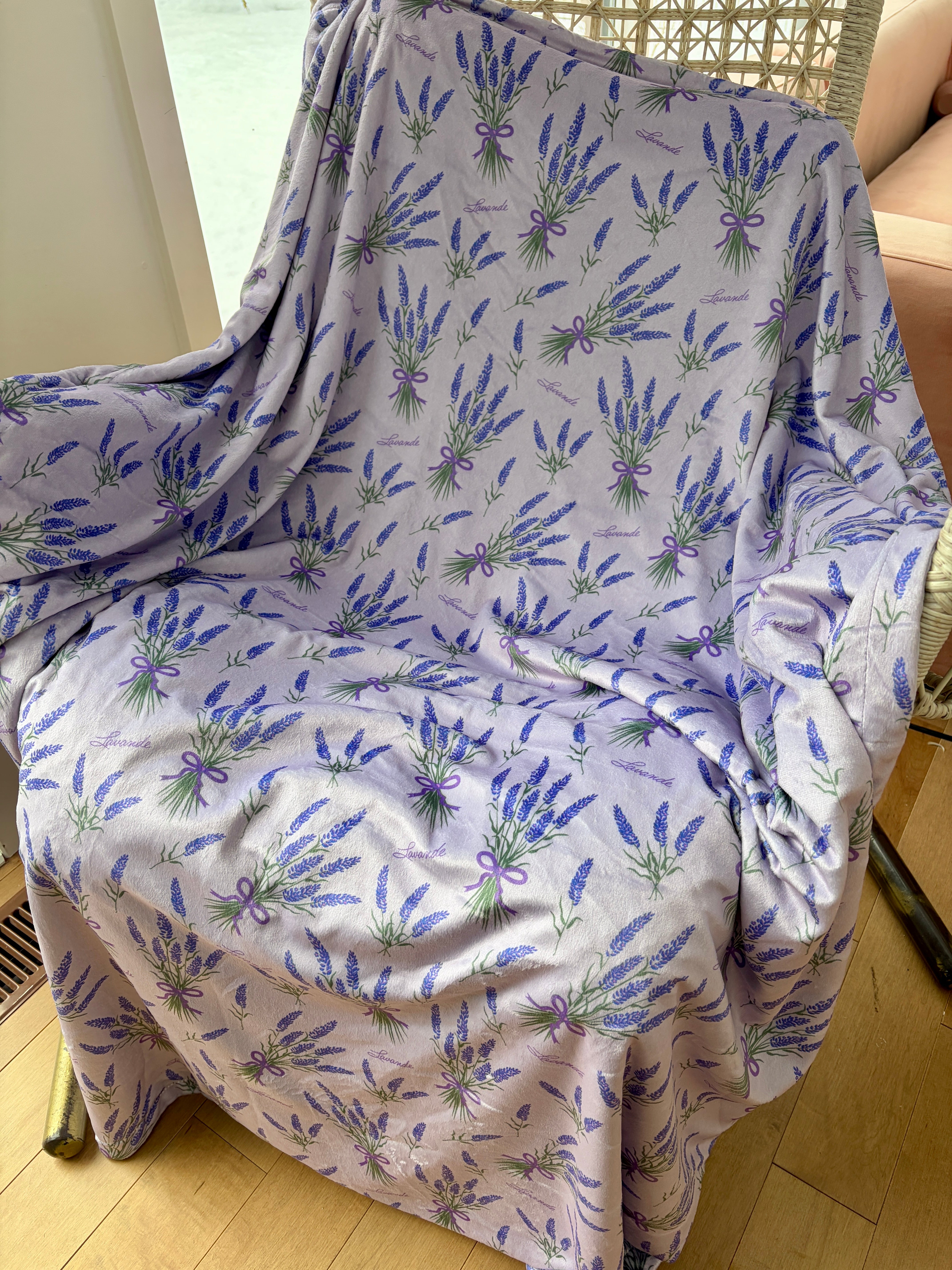 Couverture Moyenne : Fleurs de lavande lilas