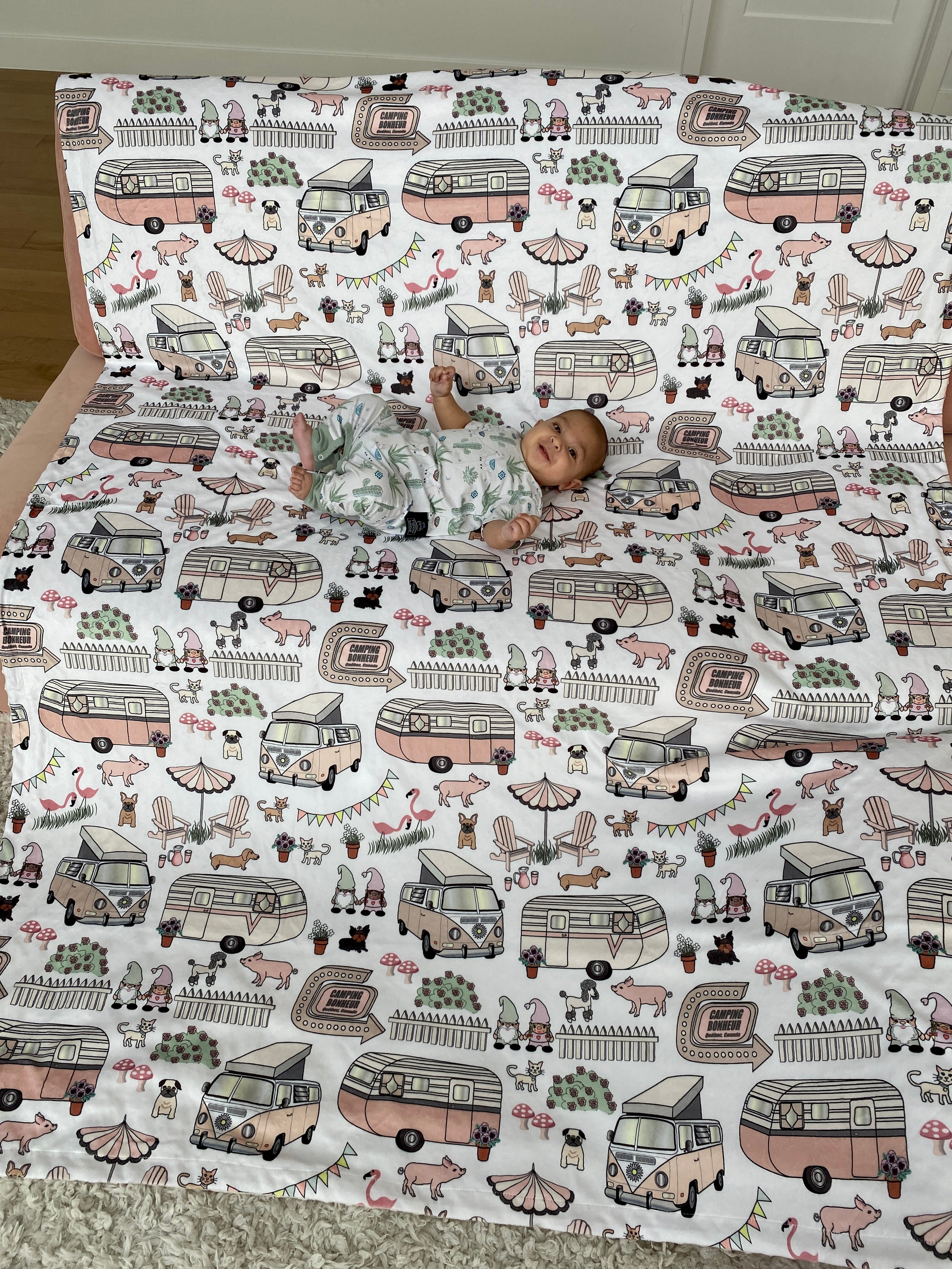 Couverture Géante : Camping Bonheur