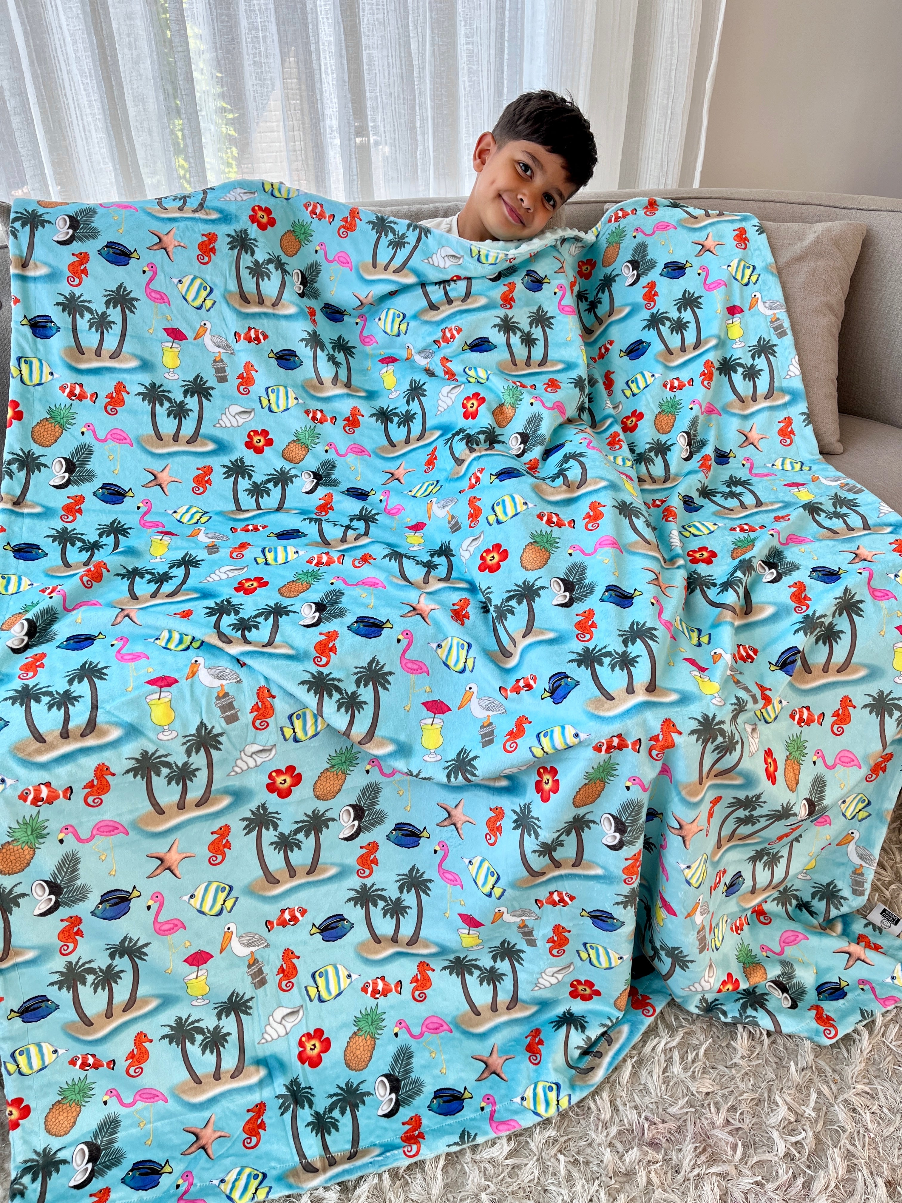 Couverture Moyenne : Palmiers, poissons et plage tropical