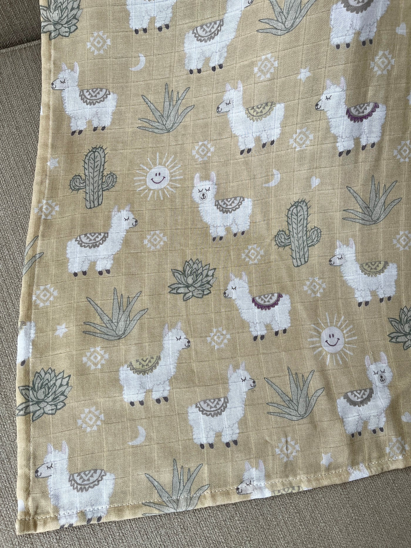 Couverture de mousseline: Lamas ensoleillés