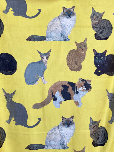 Serviette pour adulte : Mes amis les chats (fond jaune)