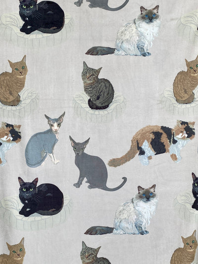 Serviette pour adulte : Mes amis les chats (fond beige)