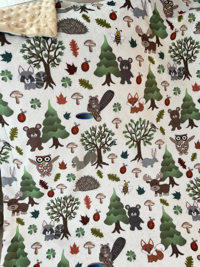 Couverture de bébé : Animaux de la forêt joyeux