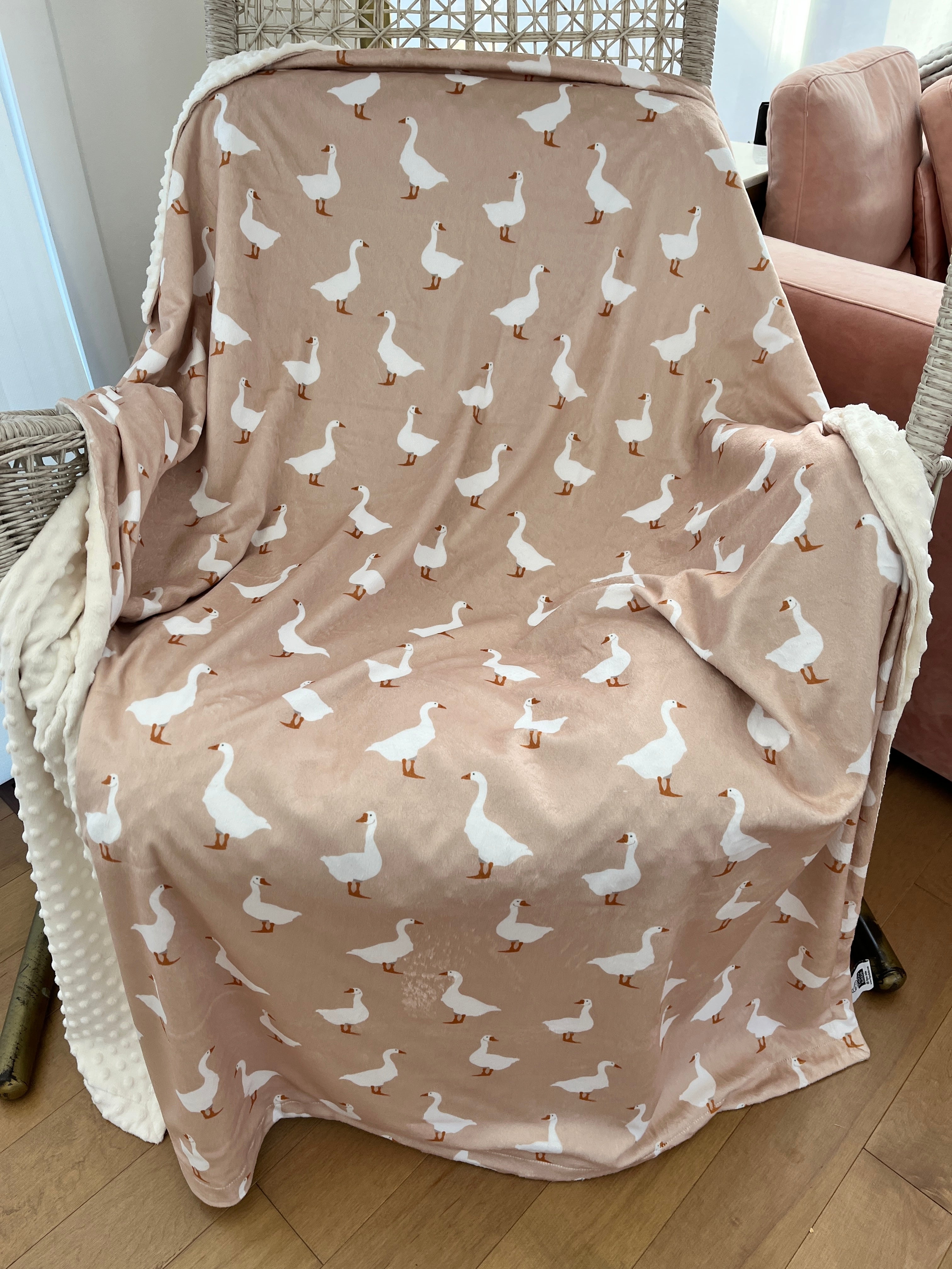 Couverture Moyenne : Oies adorables