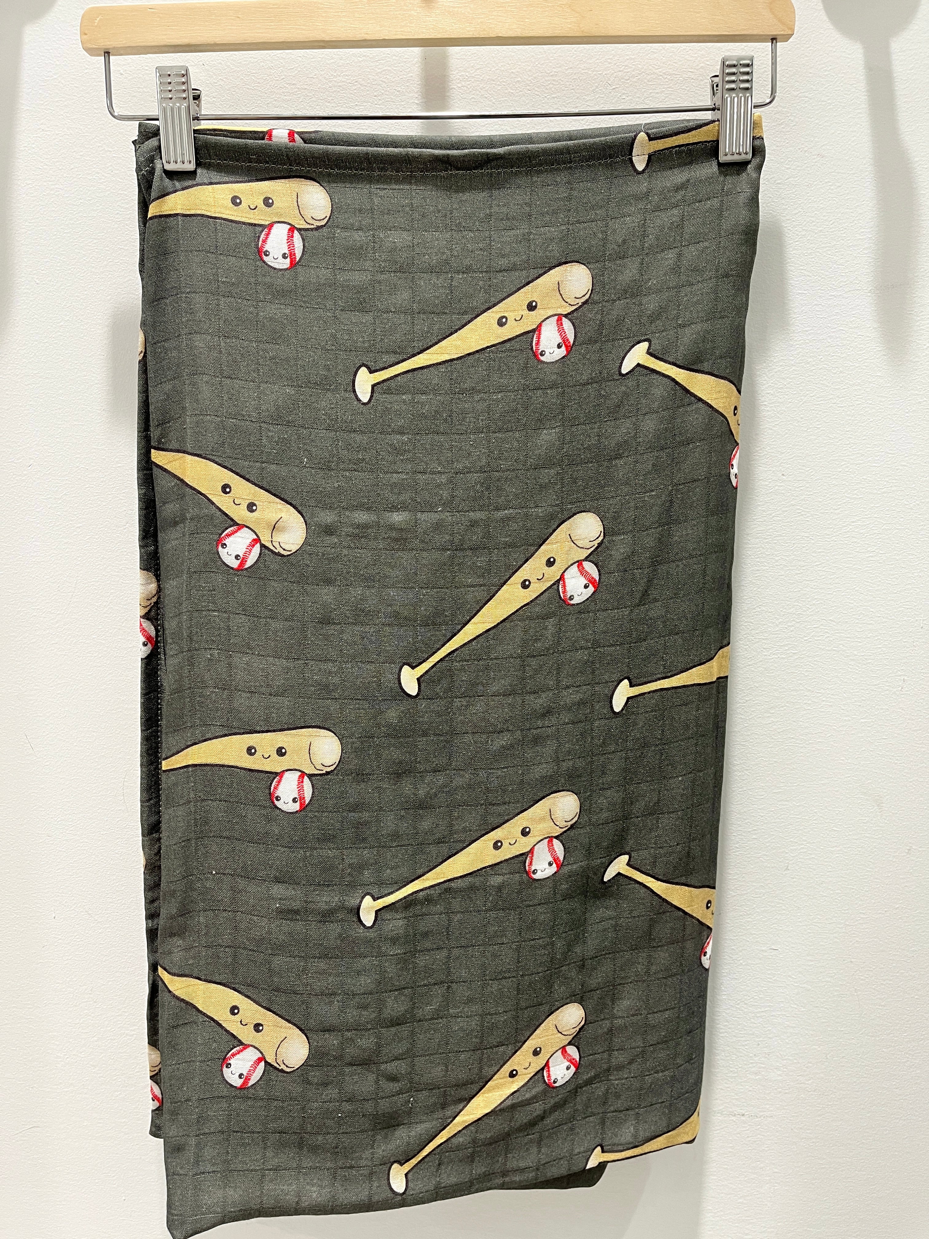 Muslin blanket: Funny baseball
