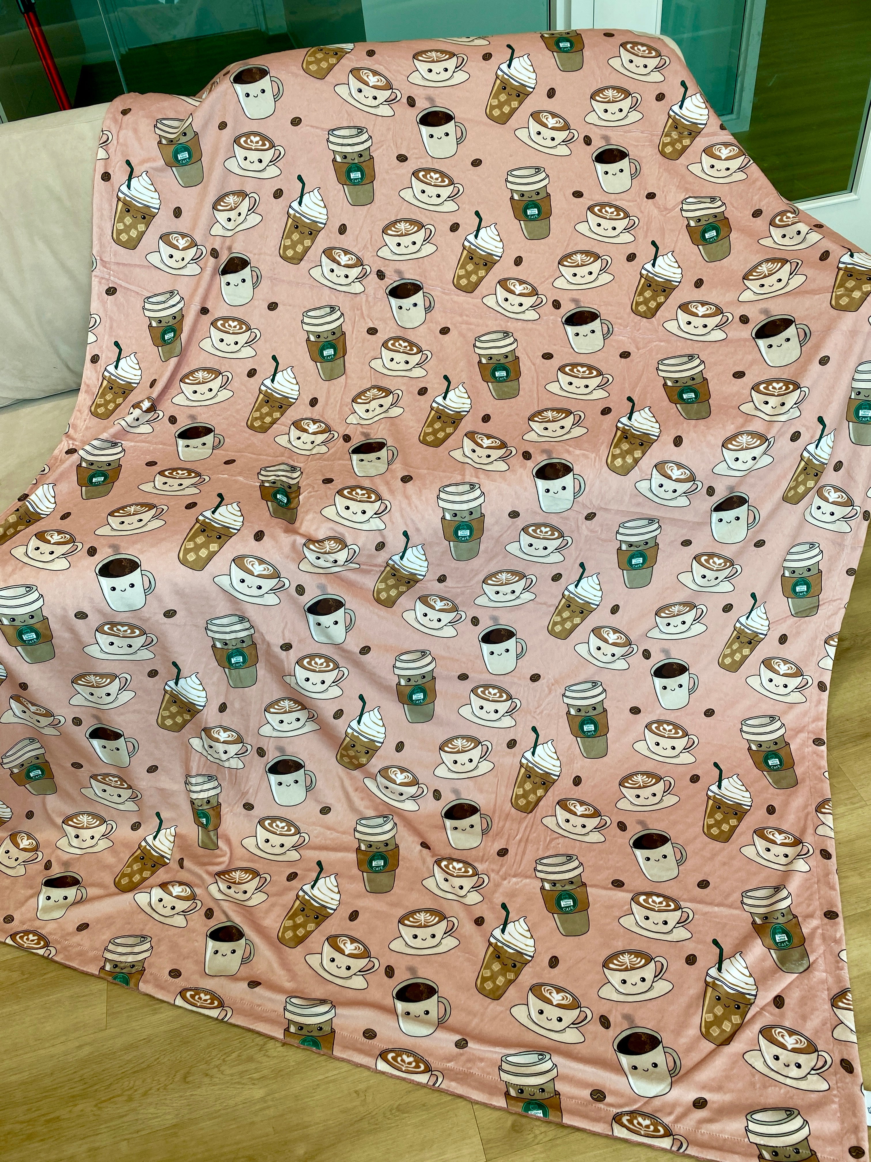 Couverture Géante : Tipou Bébé Café (fond rose)