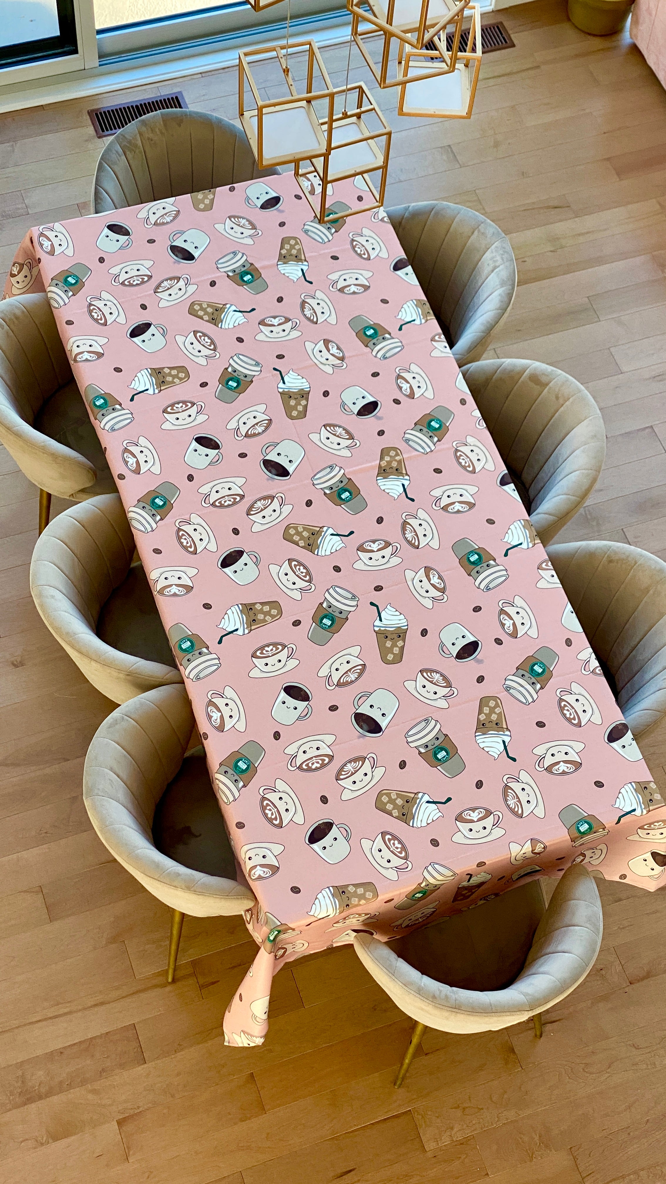 Nappe imperméable (2 choix de grandeur) : Tipou bébé café rose