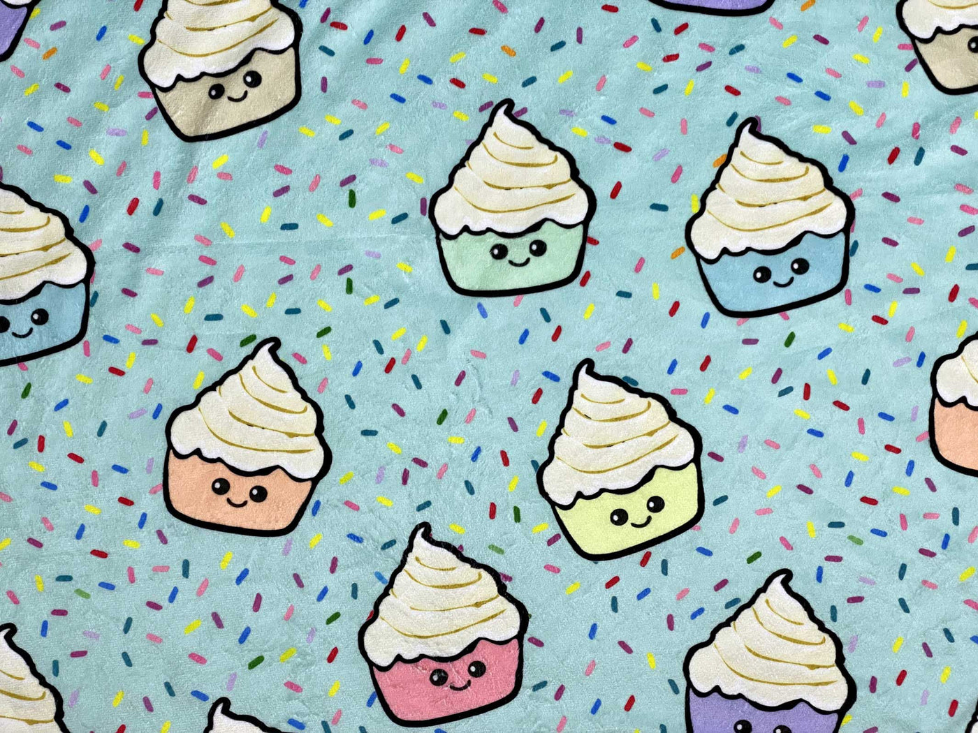 Baby blanket: Sweet Cupcakes