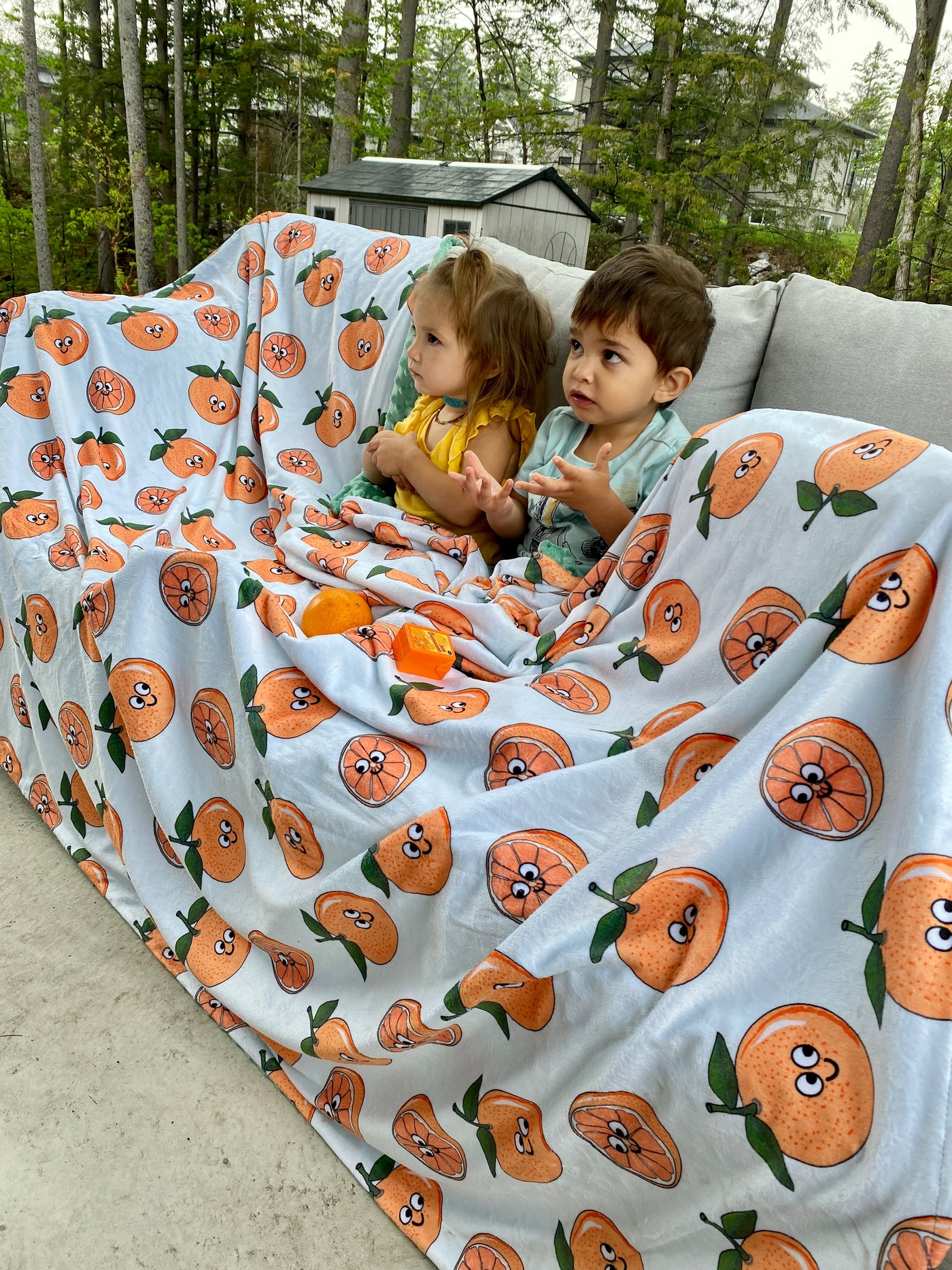 Giant blanket: Smiling Clementine